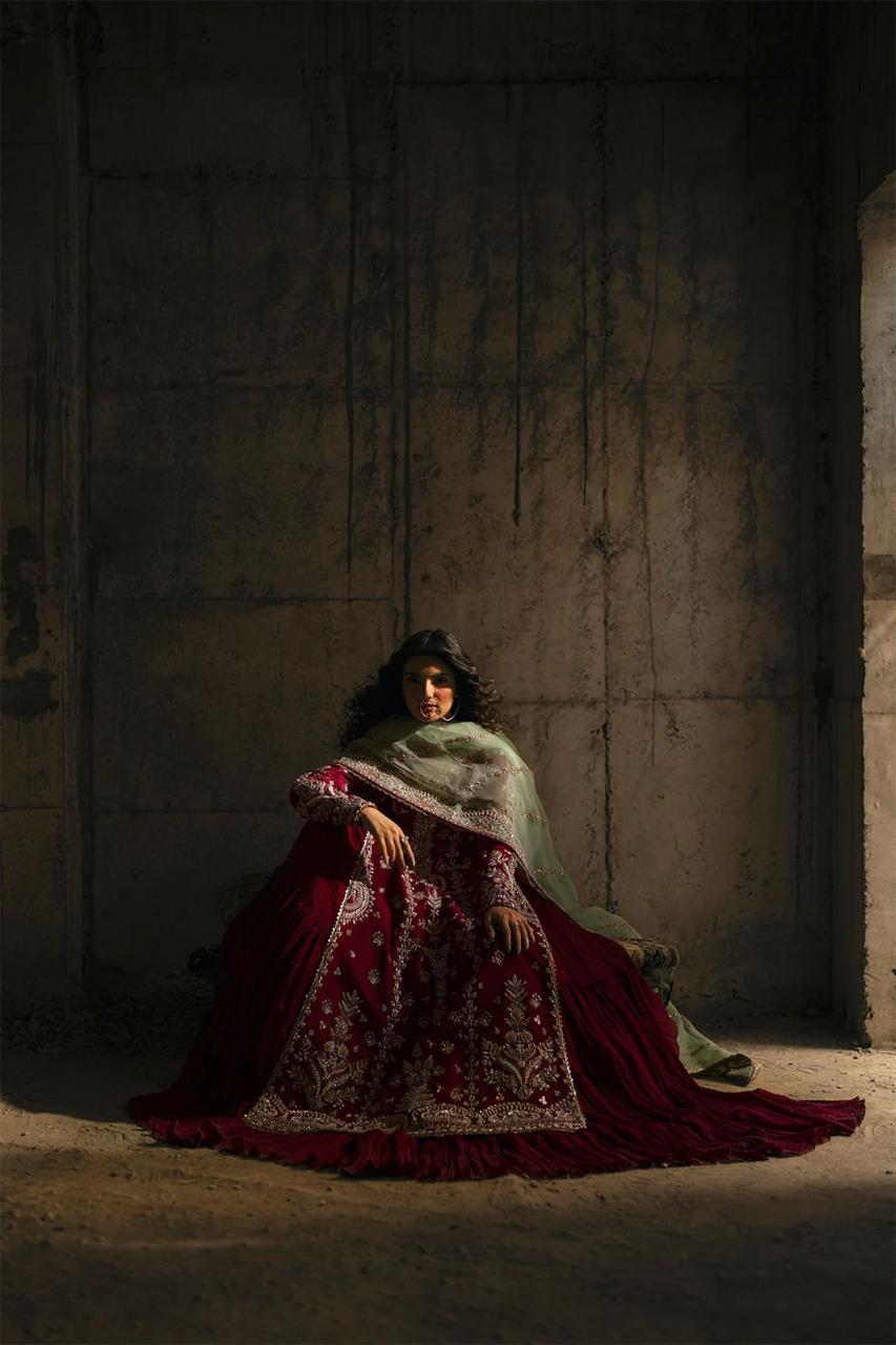 Premium Scarlet Suit Set