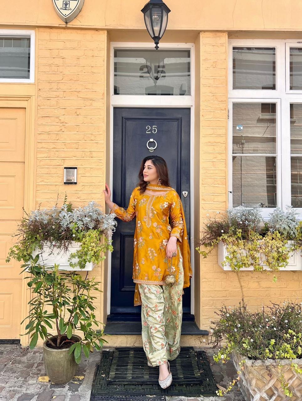 Golden Premium Farshi Kurta Suit Set