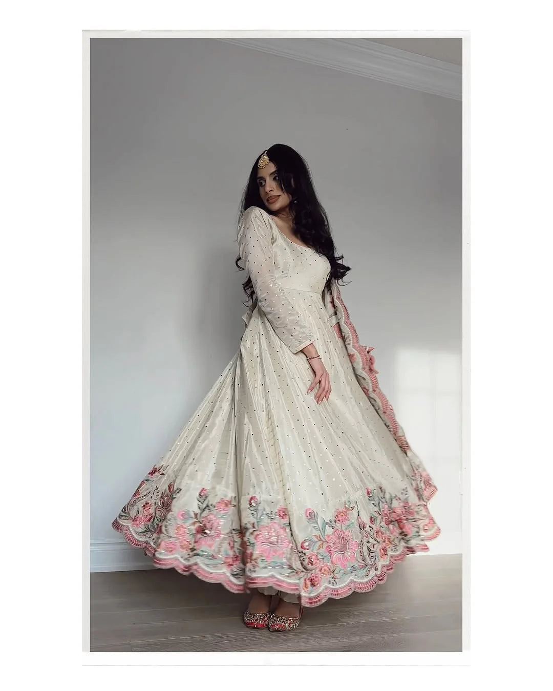 Rashi Heavy Silk White Gown